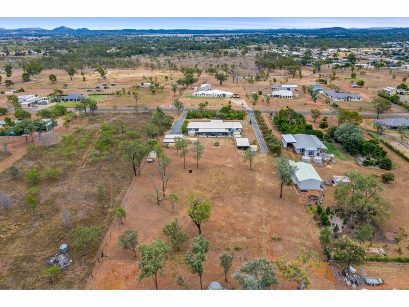33 Clifton Street, Gracemere QLD 4702