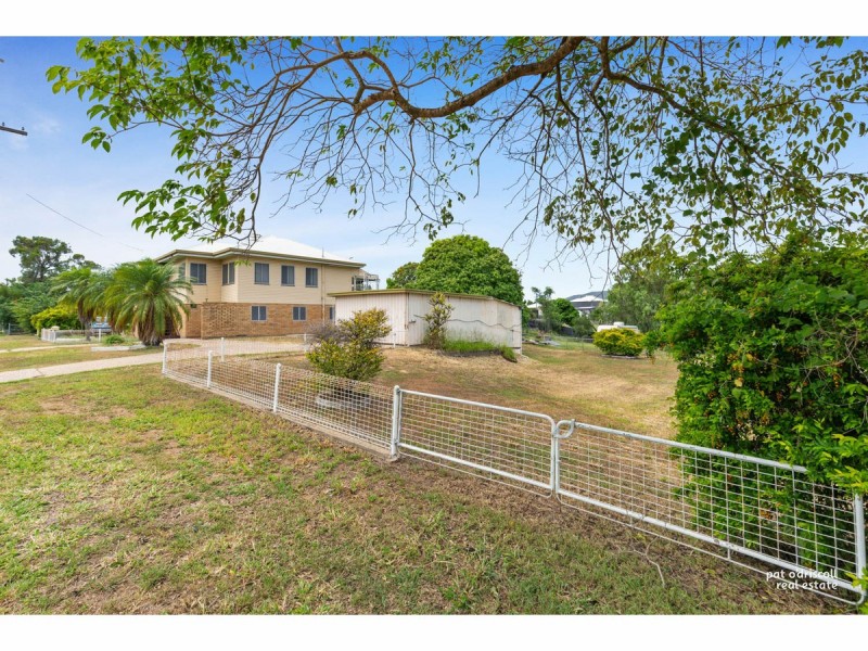 72 Knight Street, Park Avenue QLD 4701