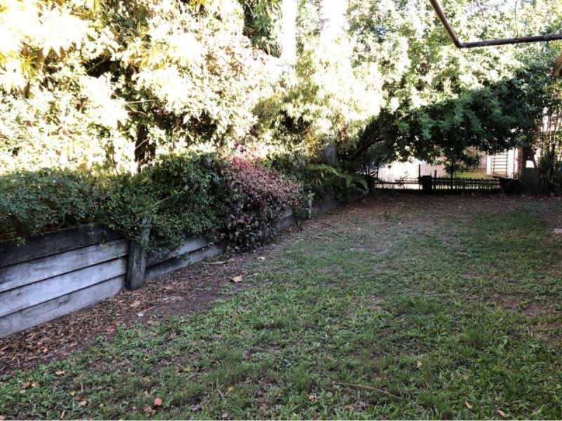 2/314 Shields Avenue, Frenchville QLD 4701