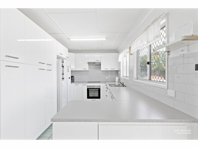 37 Charles Street, Berserker QLD 4701