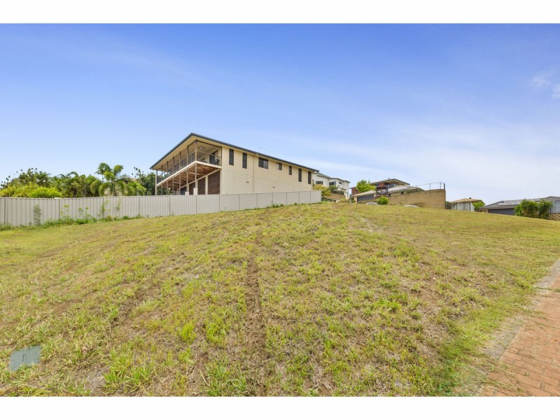 10 Connemara Drive, Kawana QLD 4701