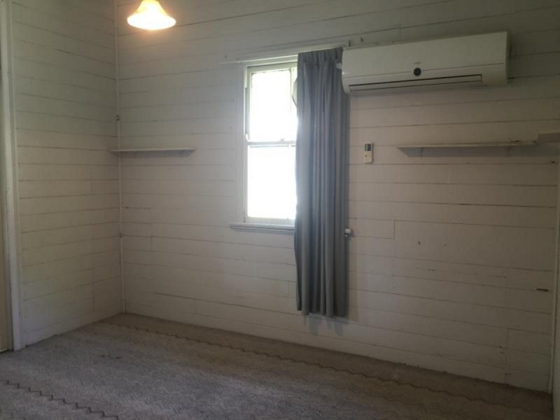 2/120 Denison Street, Rockhampton City QLD 4700