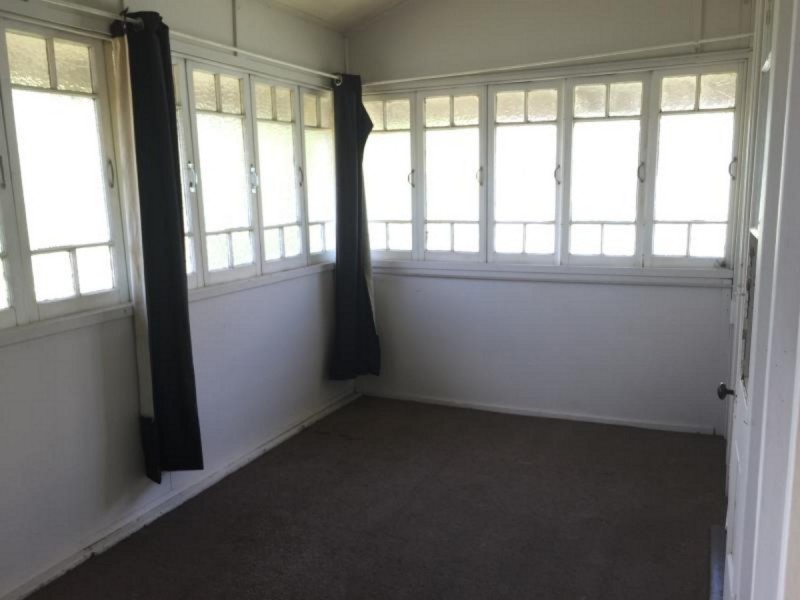 2/120 Denison Street, Rockhampton City QLD 4700