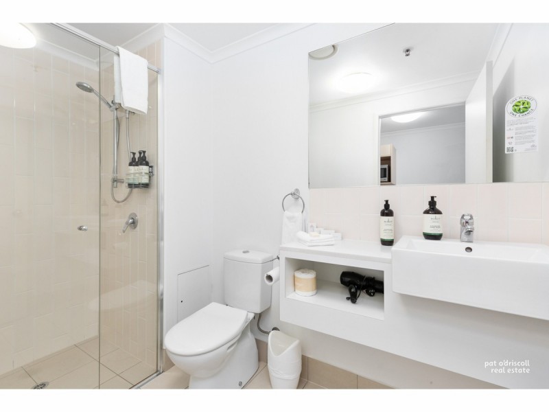 204/102-108 Victoria Parade, Rockhampton City QLD 4700