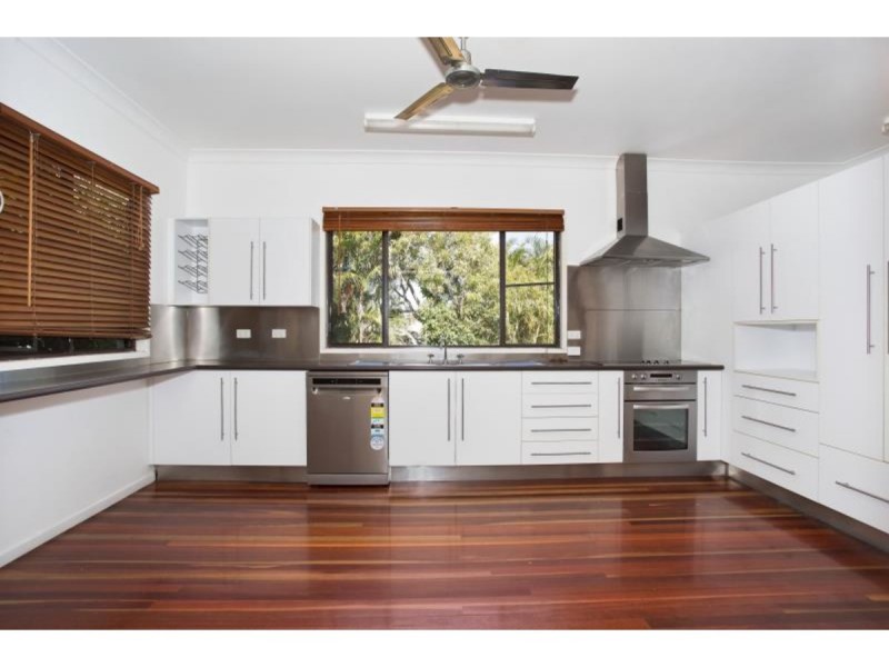 183 Denham Street, The Range QLD 4700