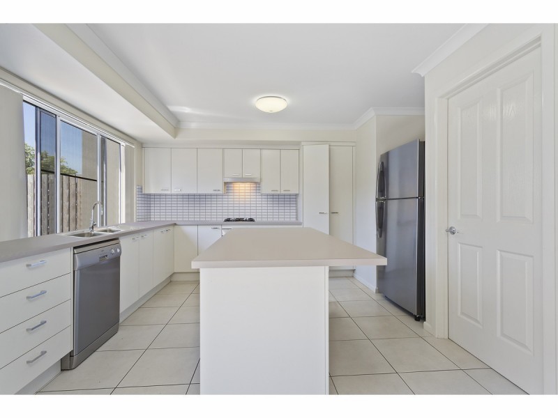 2/93 Talford Street, The Range QLD 4700