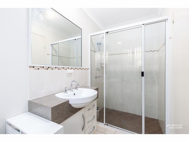 2 Sturt Court, Gracemere QLD 4702