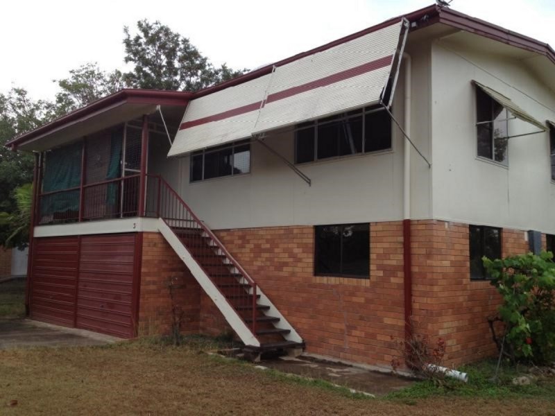 3 Stenlake Avenue, Kawana QLD 4701