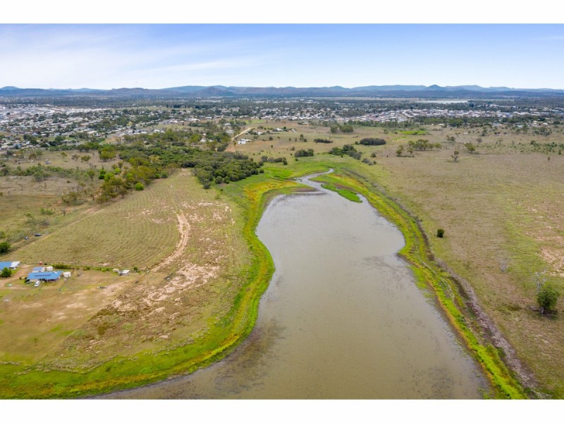 105 Watts Road, Gracemere QLD 4702