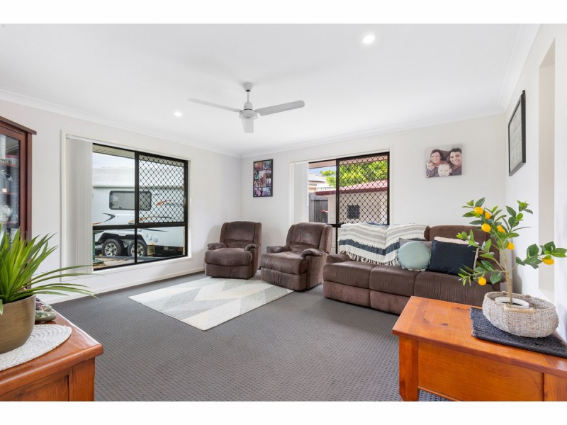 7 Hume Court, Gracemere QLD 4702