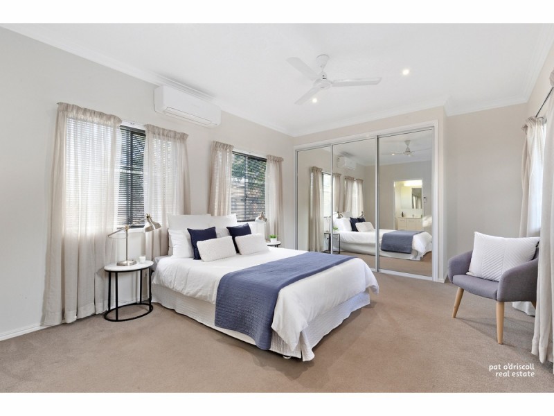 8 Beaconsfield Terrace, The Range QLD 4700