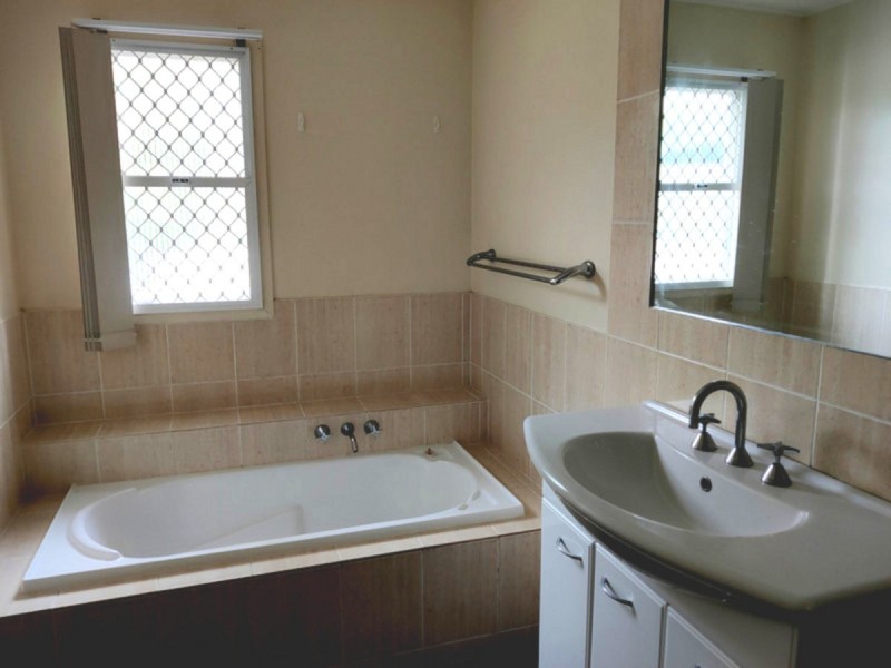 57 Jardine Street, Wandal QLD 4700