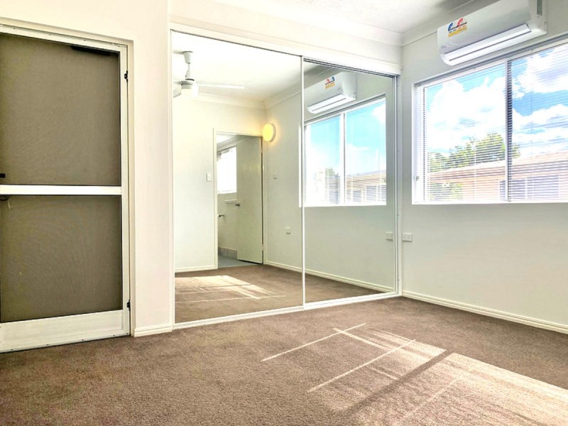4/14 Victoria Parade, Rockhampton City QLD 4700
