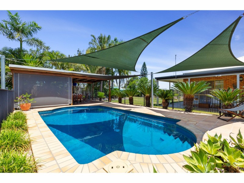 195 Dendles Road, Milman QLD 4702