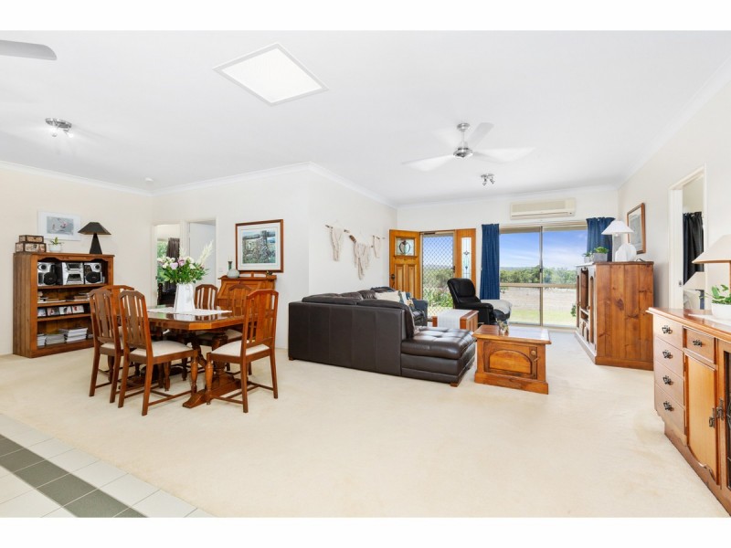 195 Dendles Road, Milman QLD 4702