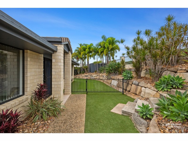 6 Connemara Drive, Kawana QLD 4701