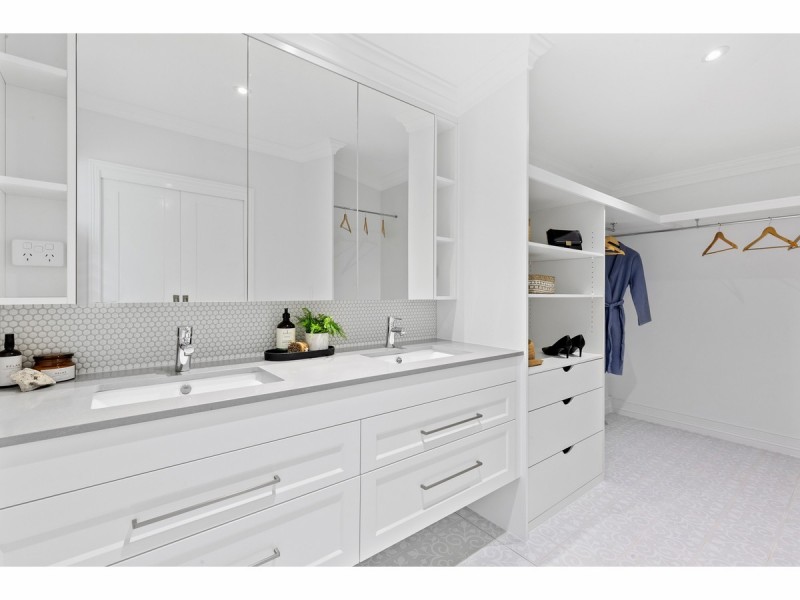 45 Jessie Street, The Range QLD 4700