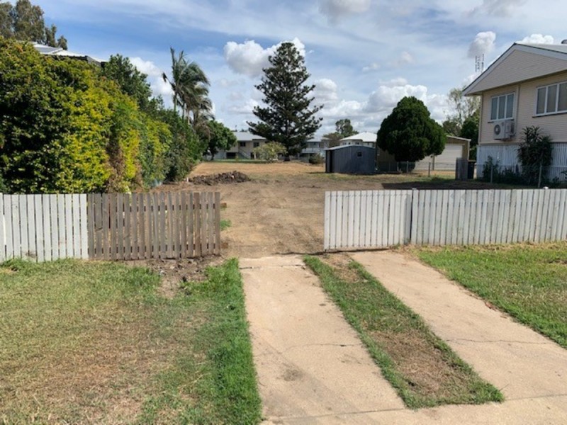 9 Luck Avenue, Wandal QLD 4700
