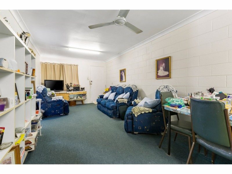 32 Symons Street, Park Avenue QLD 4701