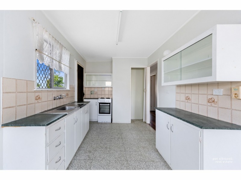 190 Richardson Road, Park Avenue QLD 4701