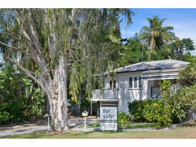 27 Brae Street, The Range QLD 4700