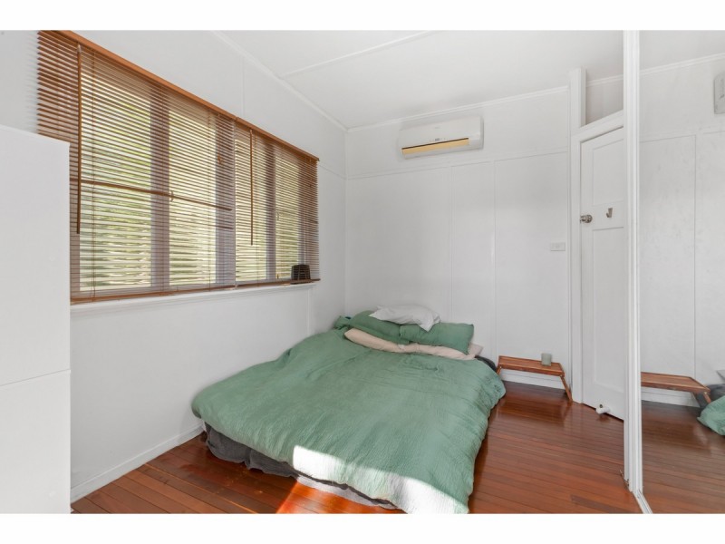 27 Brae Street, The Range QLD 4700