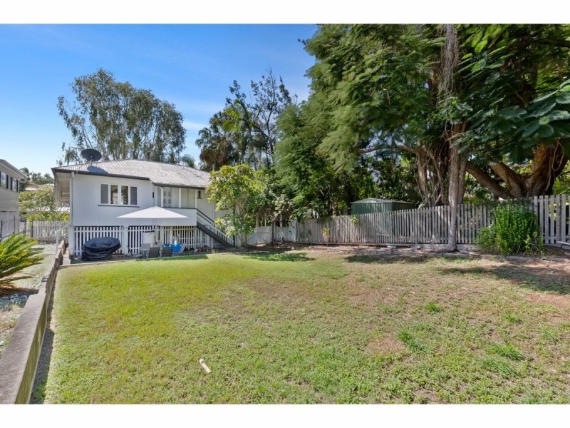 27 Brae Street, The Range QLD 4700