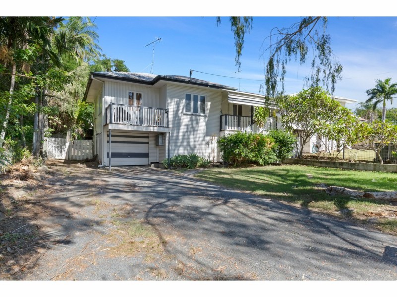 27 Brae Street, The Range QLD 4700