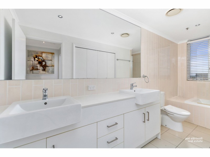 703/102 Victoria Parade, Rockhampton City QLD 4700