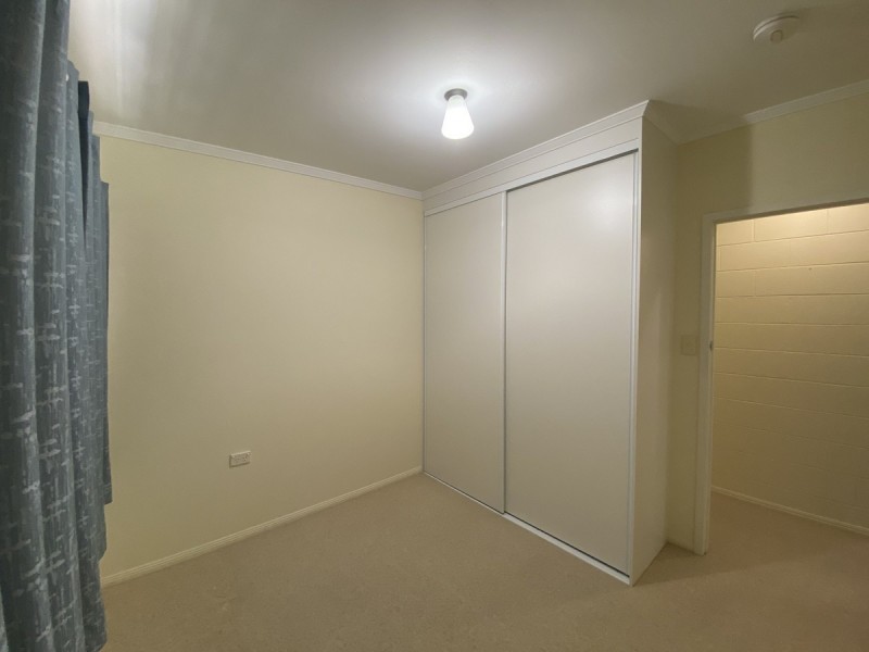 2/269 Grubb Street, Koongal QLD 4701