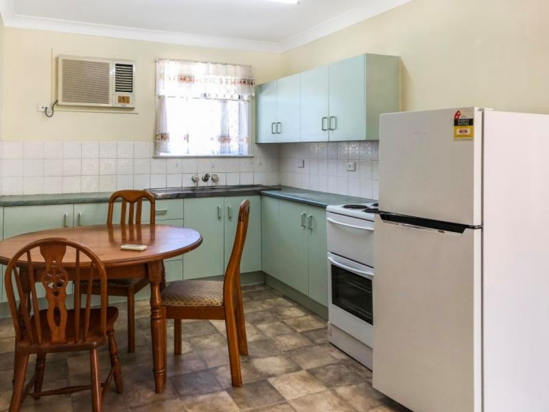2/48 Denning Street, Park Avenue QLD 4701