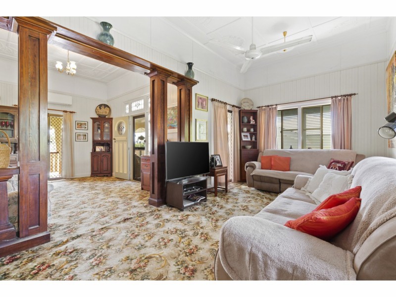 67 Glencoe Street, The Range QLD 4700