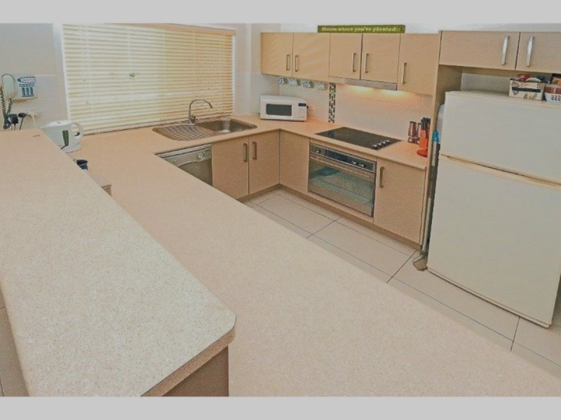 11/380-382 French Avenue, Frenchville QLD 4701