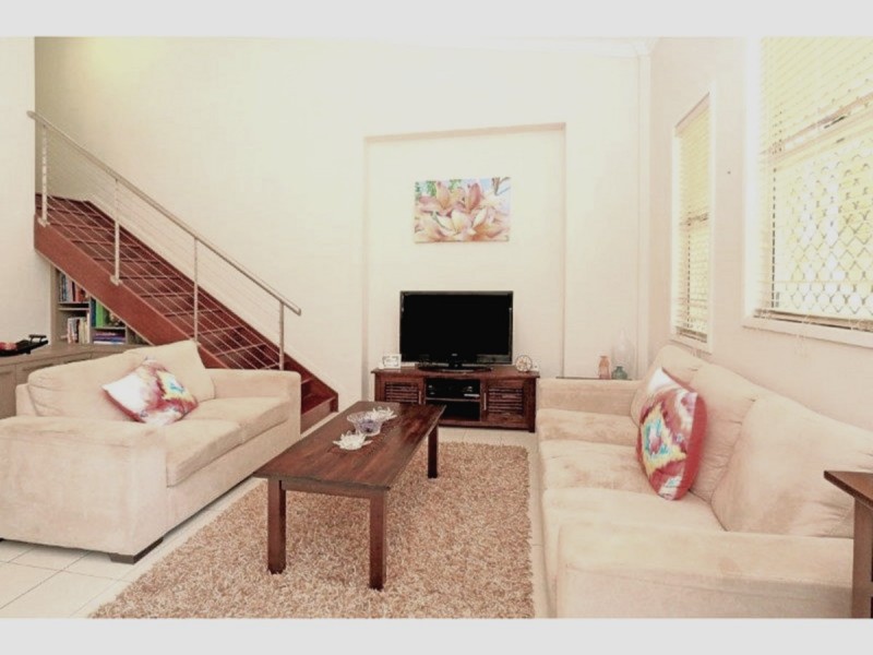 11/380-382 French Avenue, Frenchville QLD 4701