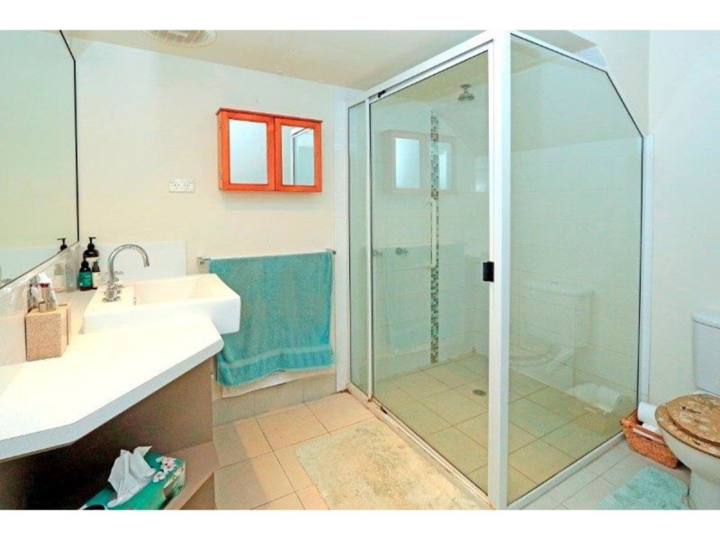 11/380-382 French Avenue, Frenchville QLD 4701