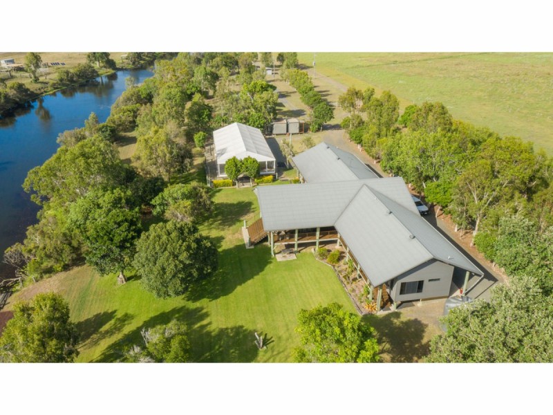 74 CH Barretts Road, Barmoya QLD 4703