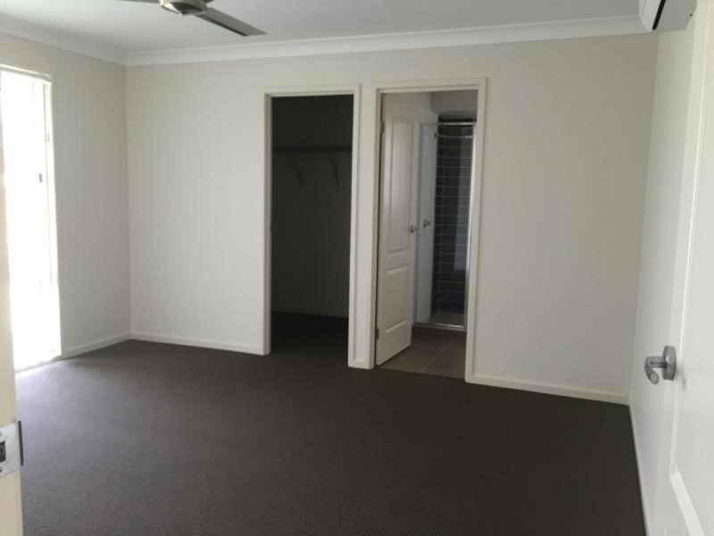 8 Rosedale Street, Parkhurst QLD 4702
