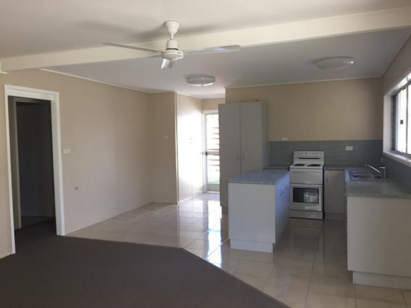 1/146 Dee Street, Koongal QLD 4701