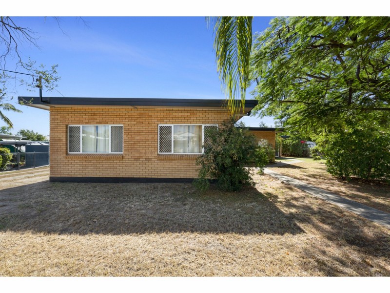 30 Pearson Street, West Rockhampton QLD 4700