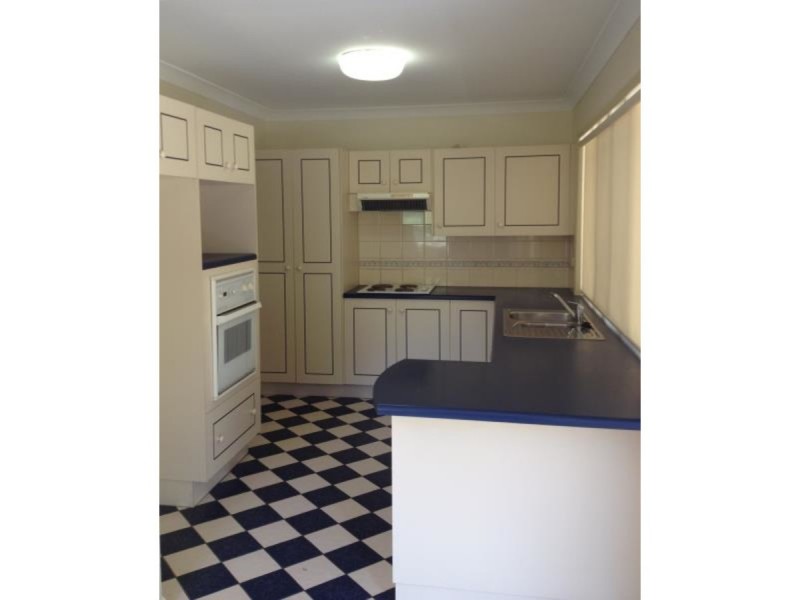 3/5 Penlington Street, The Range QLD 4700