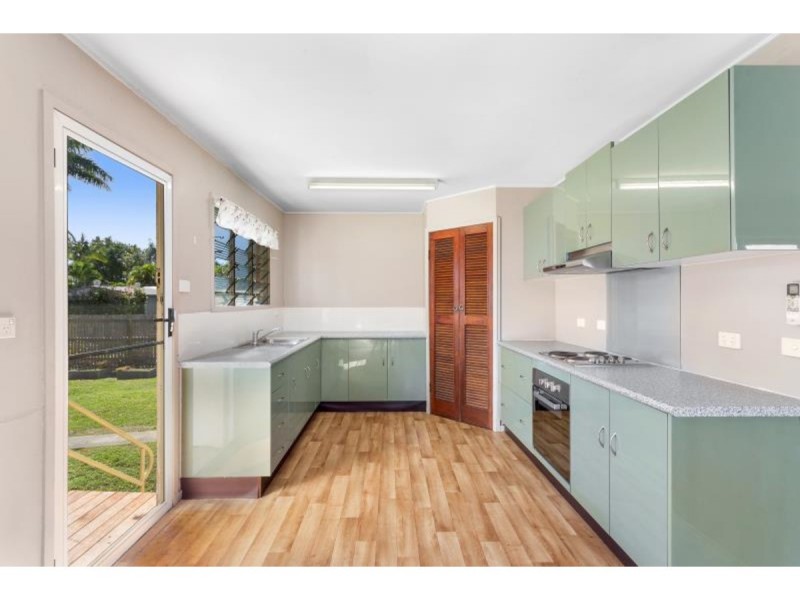 116 Main Street, Park Avenue QLD 4701