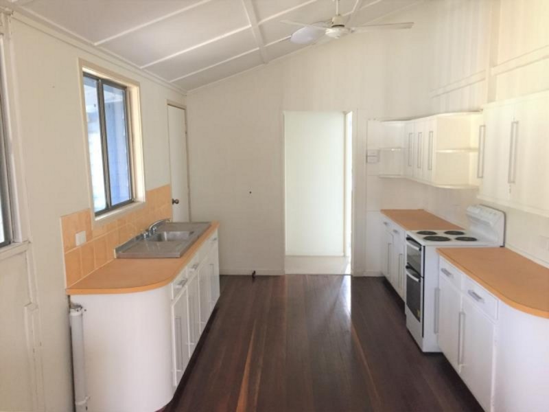 56 Glencoe Street, The Range QLD 4700