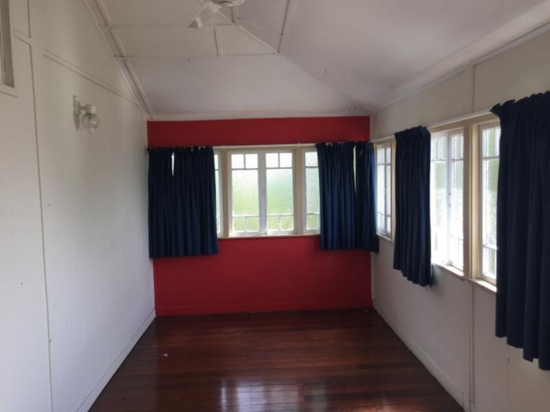56 Glencoe Street, The Range QLD 4700