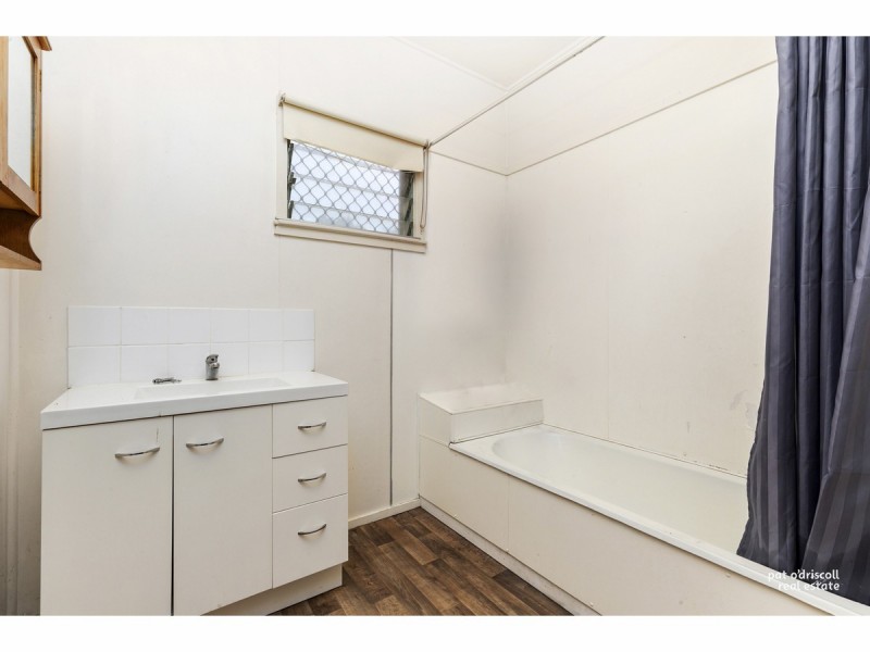 257 Denham Street, The Range QLD 4700