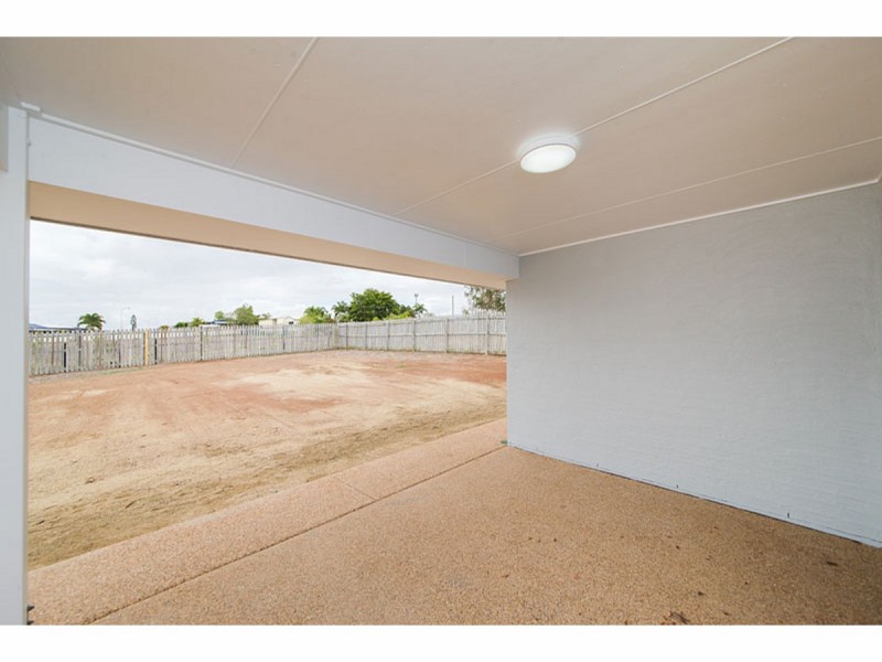 8 Taramoore Road, Gracemere QLD 4702