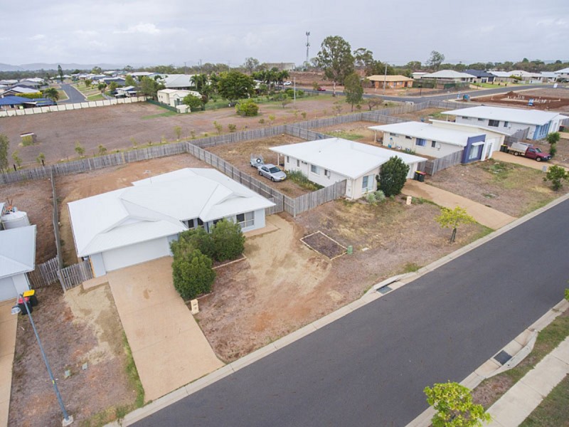 8 Taramoore Road, Gracemere QLD 4702