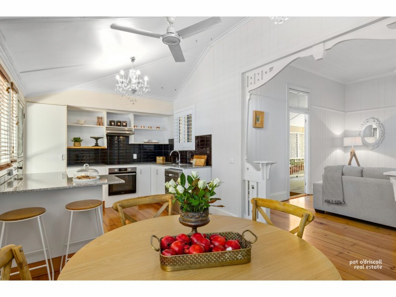 194 Agnes Street, The Range QLD 4700