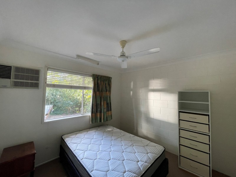 2/295 Bloxsom Street, Frenchville QLD 4701