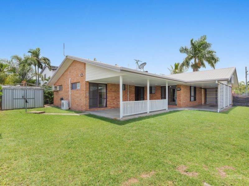 10 Hinton Street, Koongal QLD 4701
