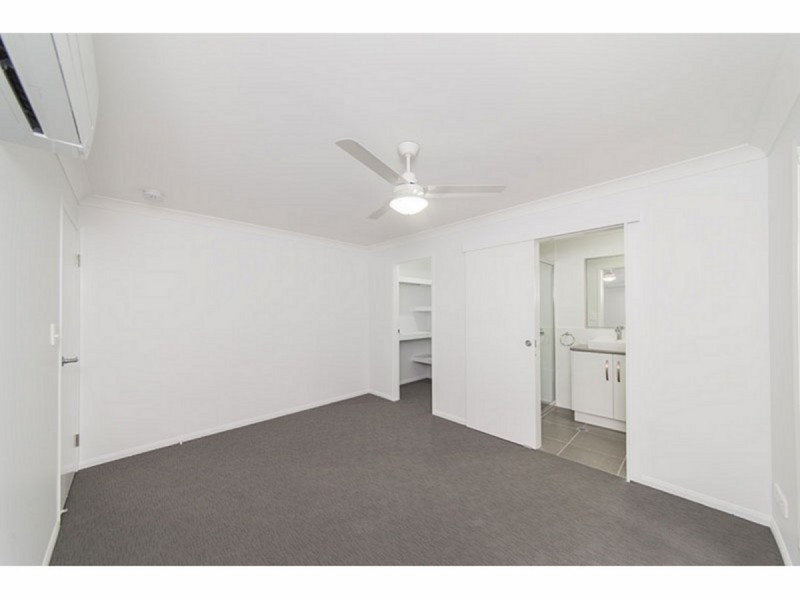 8 Taramoore Road, Gracemere QLD 4702